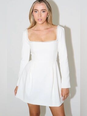 Elegant Odd Muse White Long-Sleeve Square Neck Pearl-Trim Mini Dress